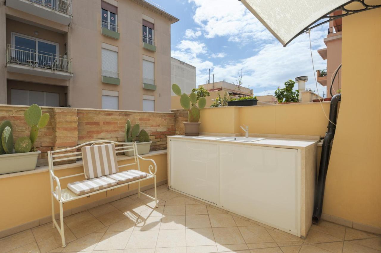 A Gem In The City Cagliari Exterior photo