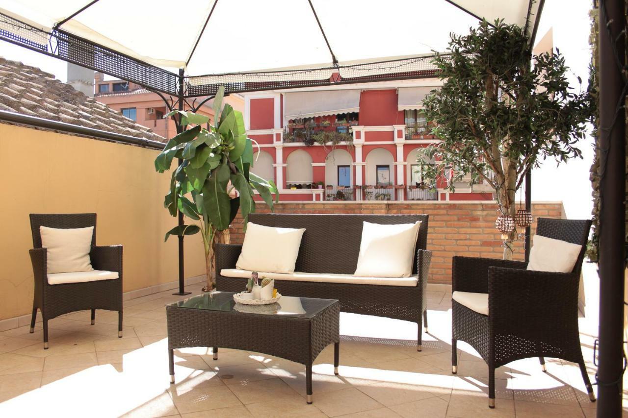 A Gem In The City Cagliari Exterior photo